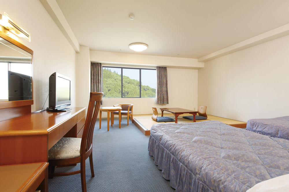 Active Resorts Fukuoka Yahata Китакушу Екстериор снимка